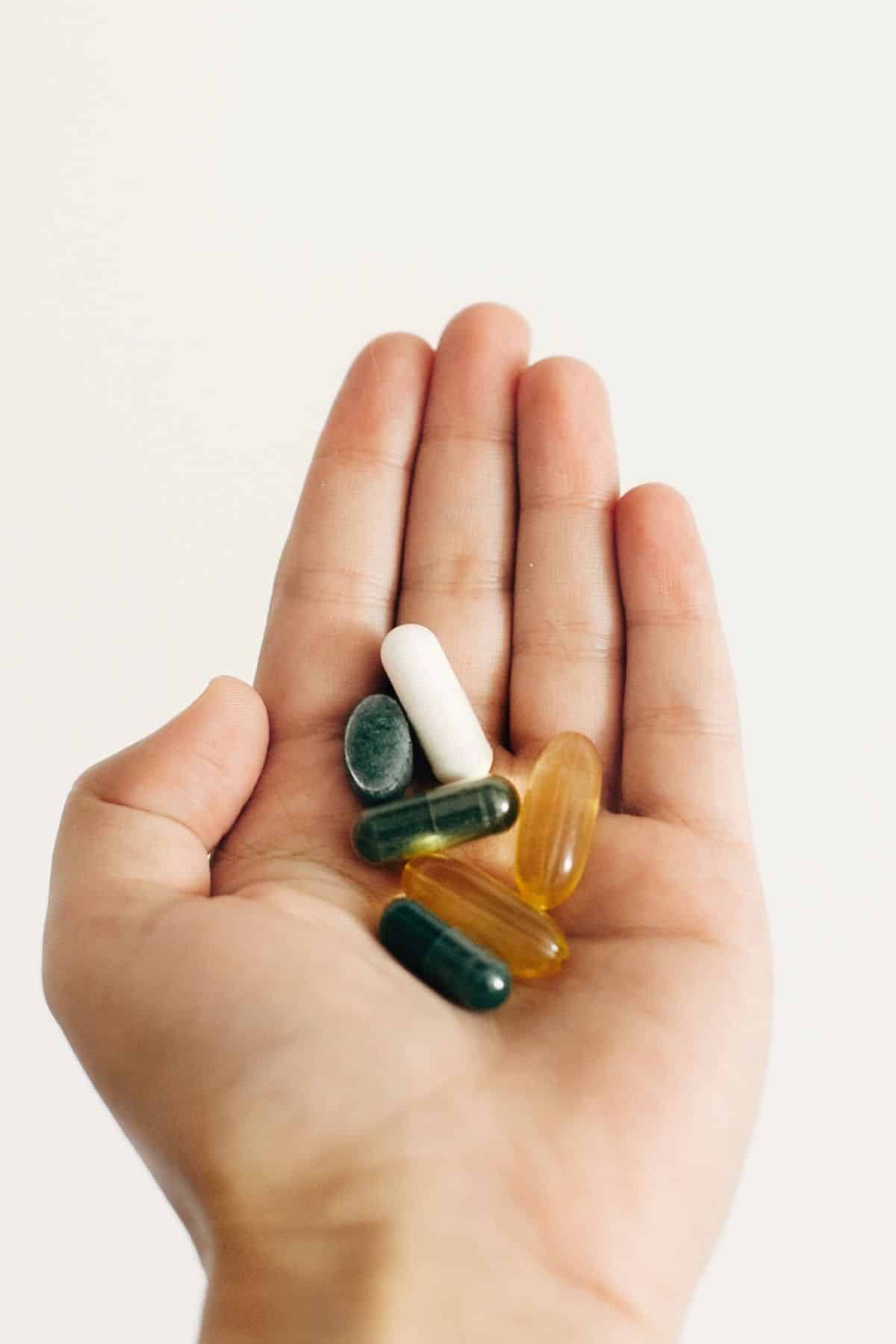 Vitamins & Supplements